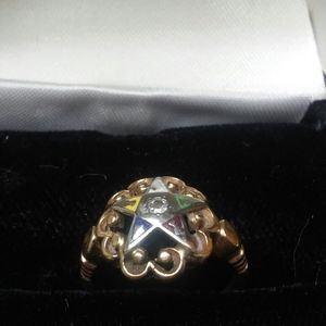 Vintage 10k Diamond Eastern Star Ring